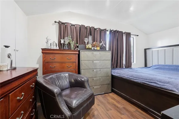 $1,299,999 | 10418 Samoa Avenue, Tujunga, CA 91042