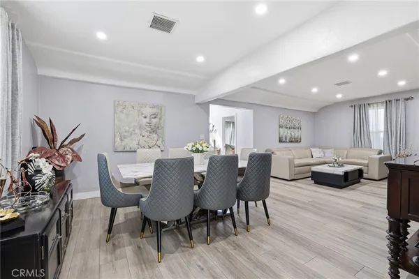 $1,299,999 | 10418 Samoa Avenue, Tujunga, CA 91042