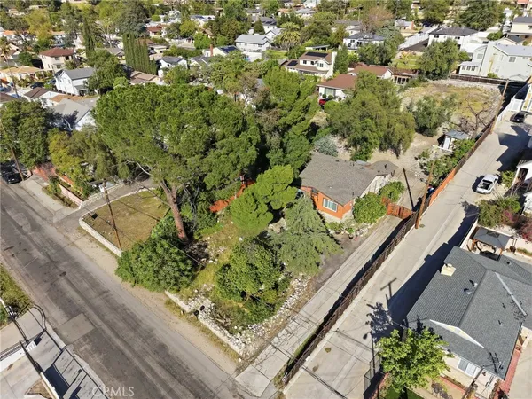 $1,299,999 | 10418 Samoa Avenue, Tujunga, CA 91042