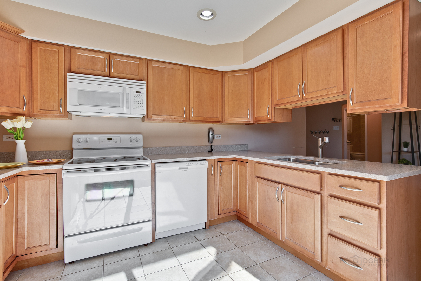 712 Wakefield Road Gurnee, IL 60031 - Photo 6 of 29