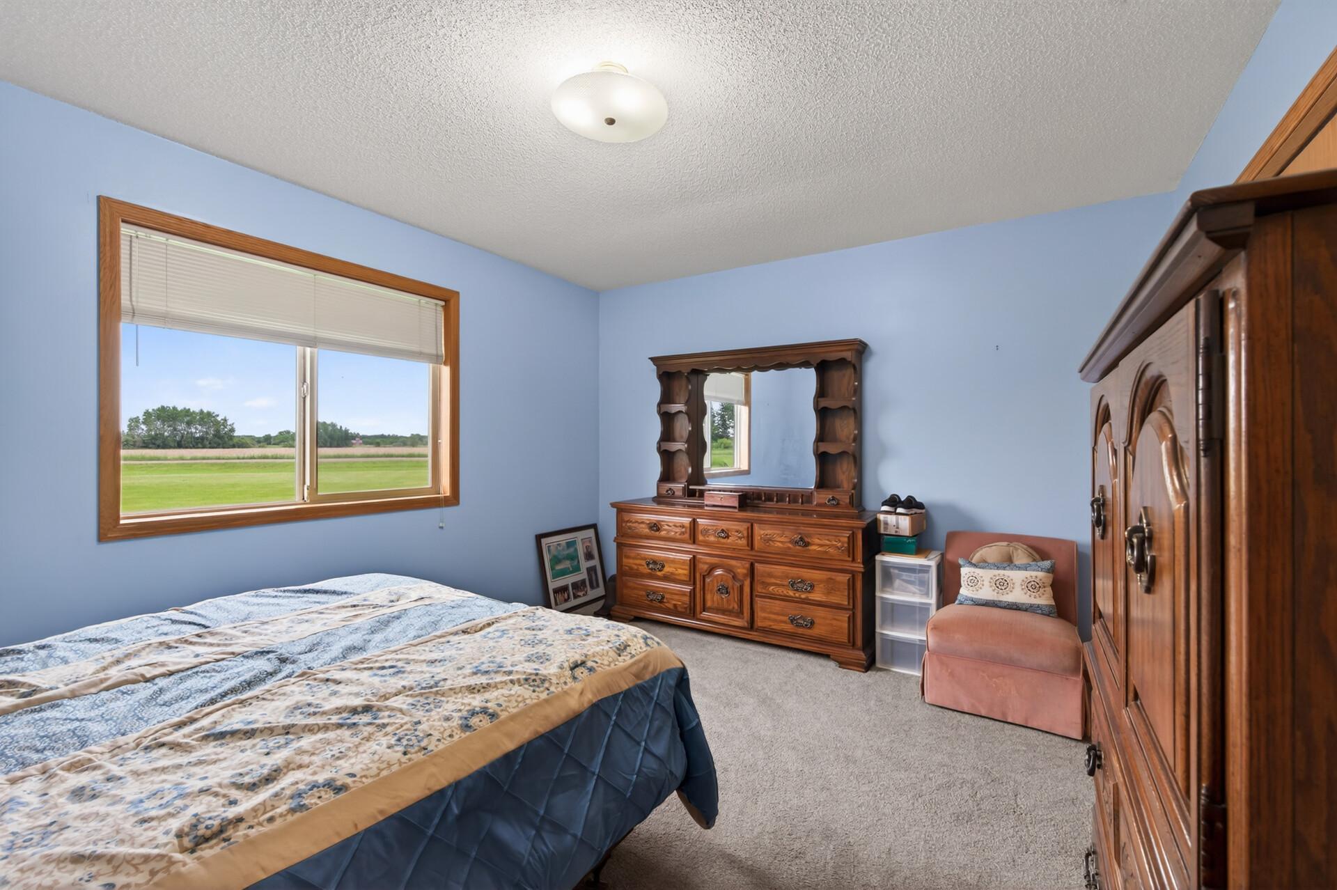 7725 Dolphin Road Princeton, MN 55371 - Photo 23 of 68