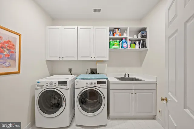 $1,600,000 | 7711 Hidden Meadow Terrace, Potomac, MD 20854