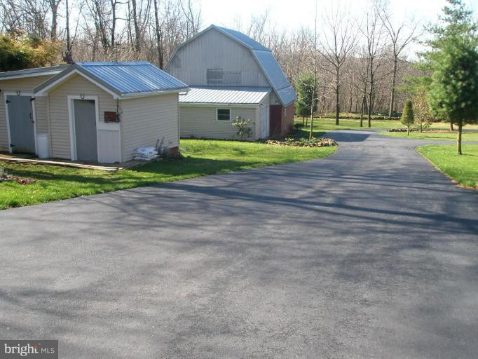 13925 Loy Wolfe Road Smithsburg, MD 21783 - Photo 9 of 25 Exterior #5