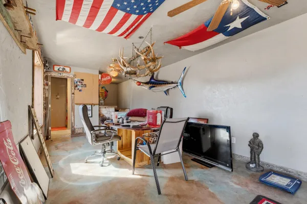 $749,000 | 7205 78th Street, Lubbock, TX 79424