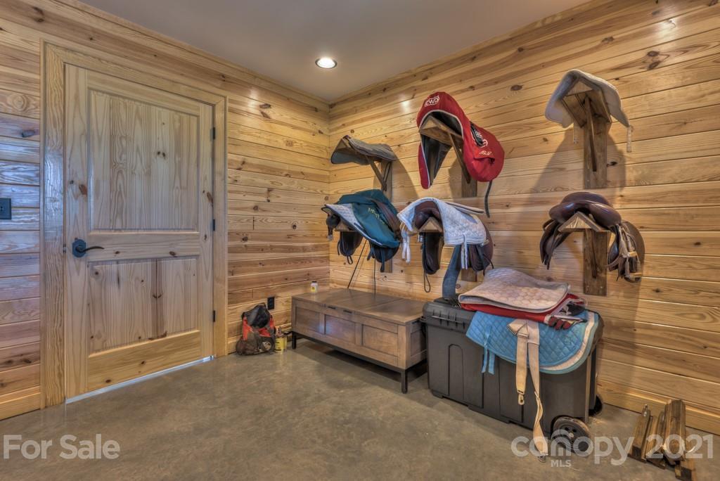 2380 New House Road Ellenboro, NC 28040 - Photo 32 of 44 a room with gym equipment