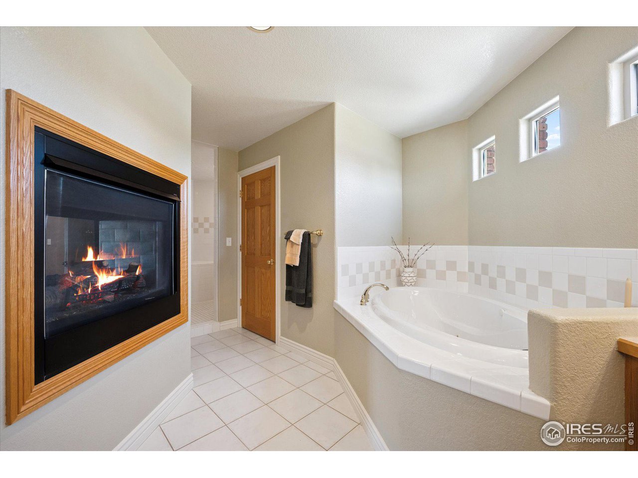 8023 Dawnhill Circle Erie, CO 80516 - Photo 15 of 38