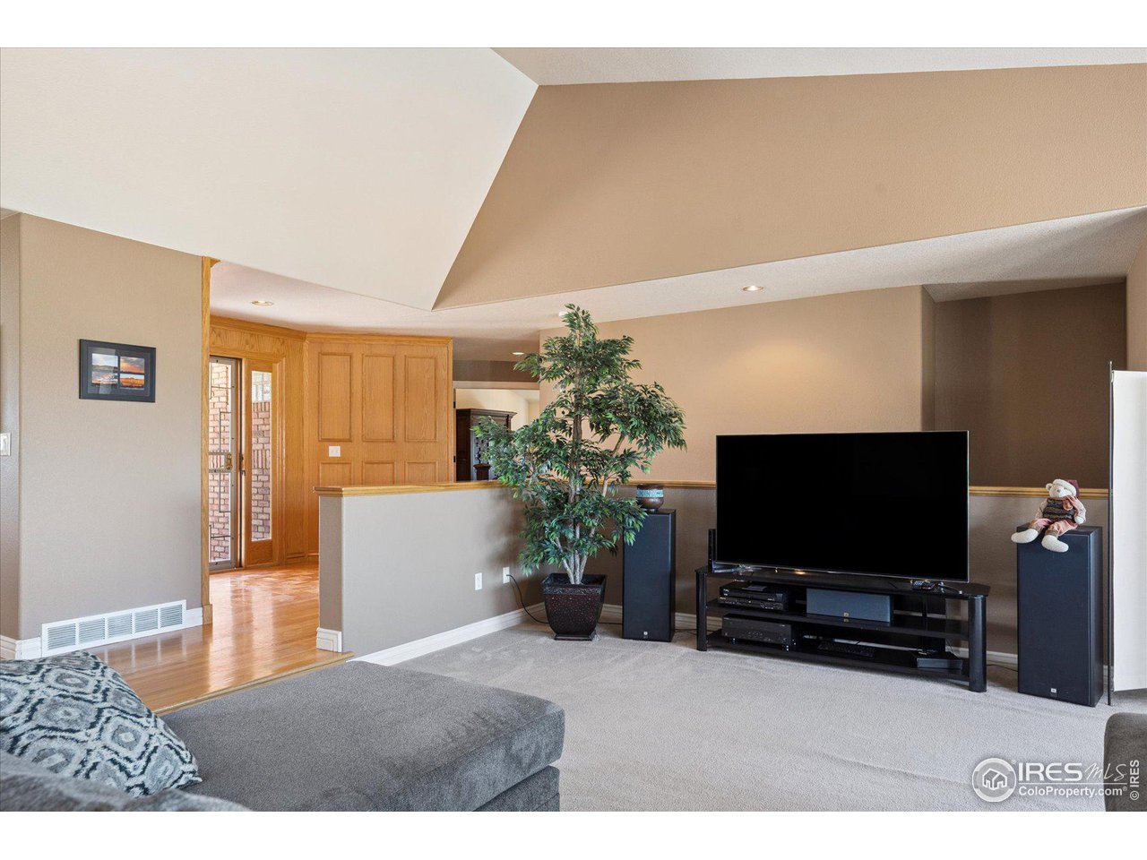 8023 Dawnhill Circle Erie, CO 80516 - Photo 8 of 38