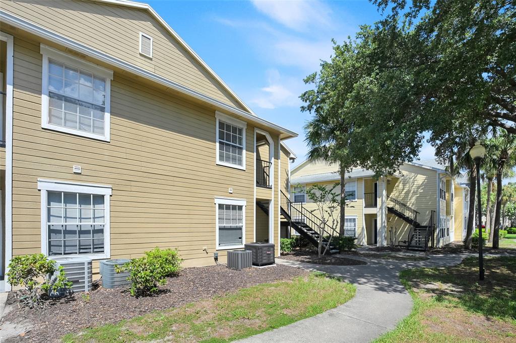 1029 South Hiawassee Road, Unit 2424 Orlando, FL 32835 - Photo 2 of 38