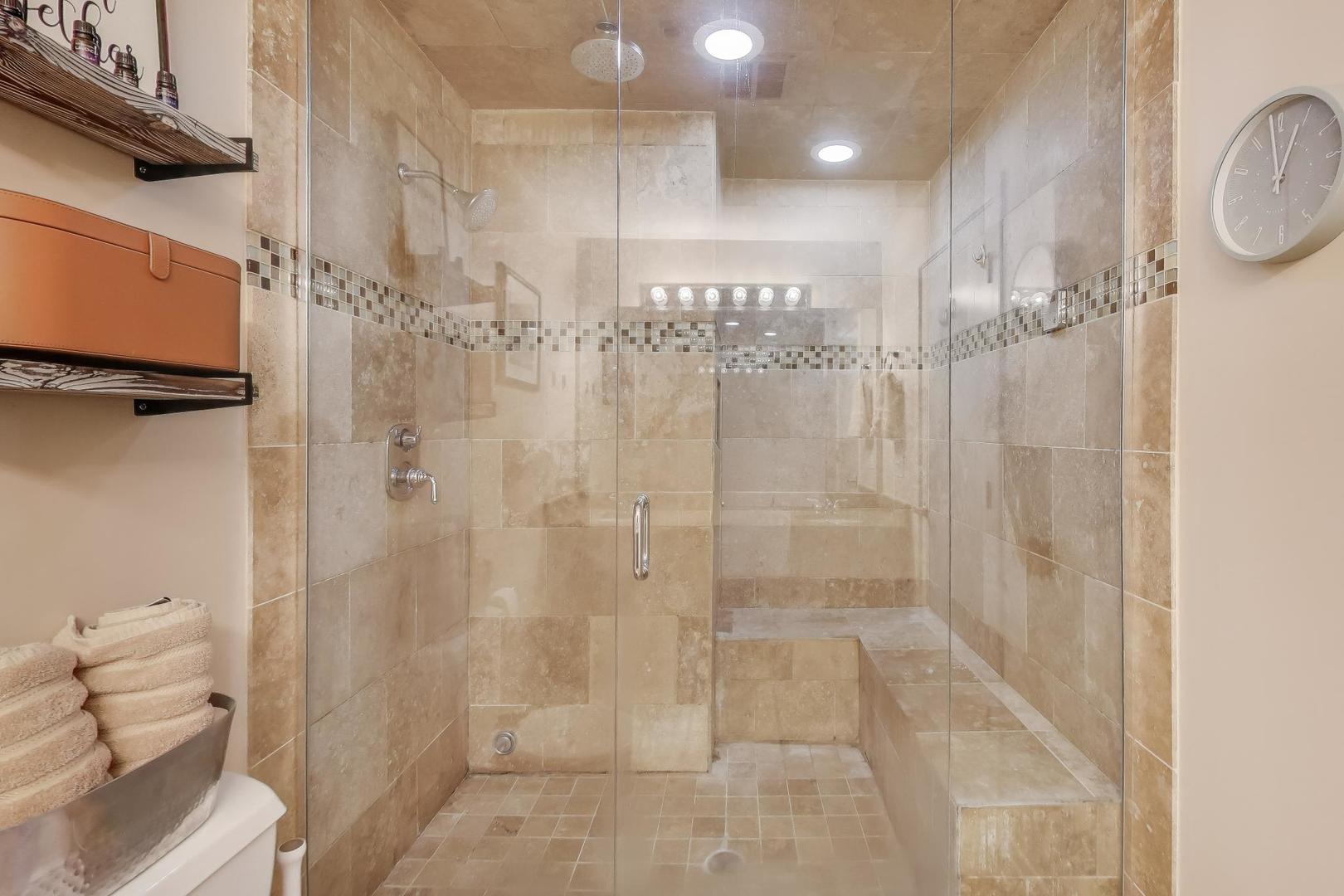 1040 West Adams Street, Unit 370 Chicago, IL 60607 - Photo 12 of 27 a bathroom with a shower