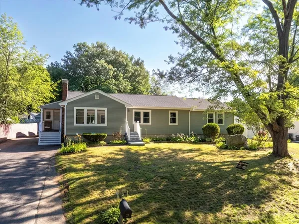 $769,900 | 23 Taunton Street, Bellingham, MA 02019