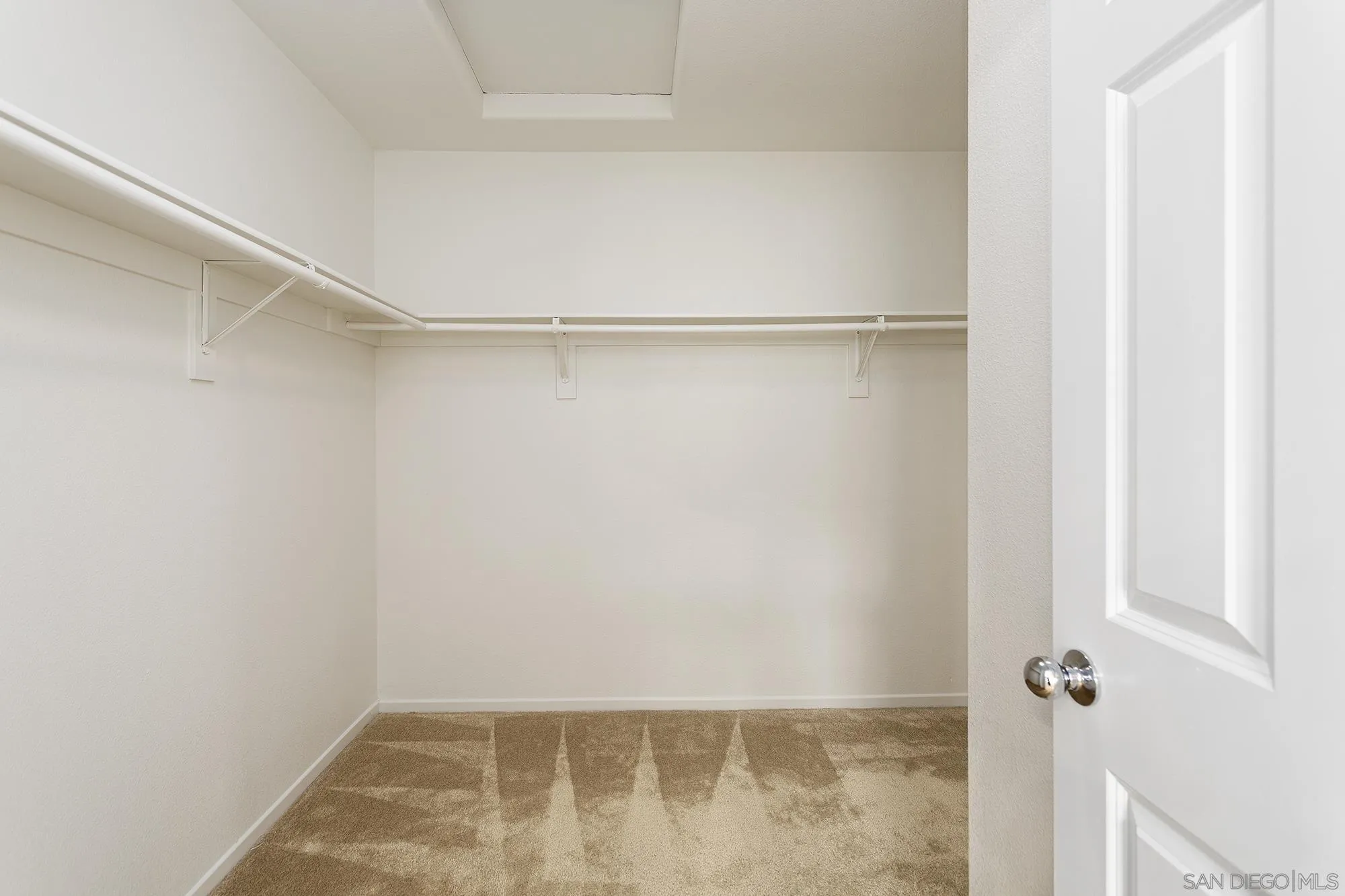 41865 Davenport Way, Unit A Murrieta, CA 92562 - Photo 18 of 26 a view of a room with shelf