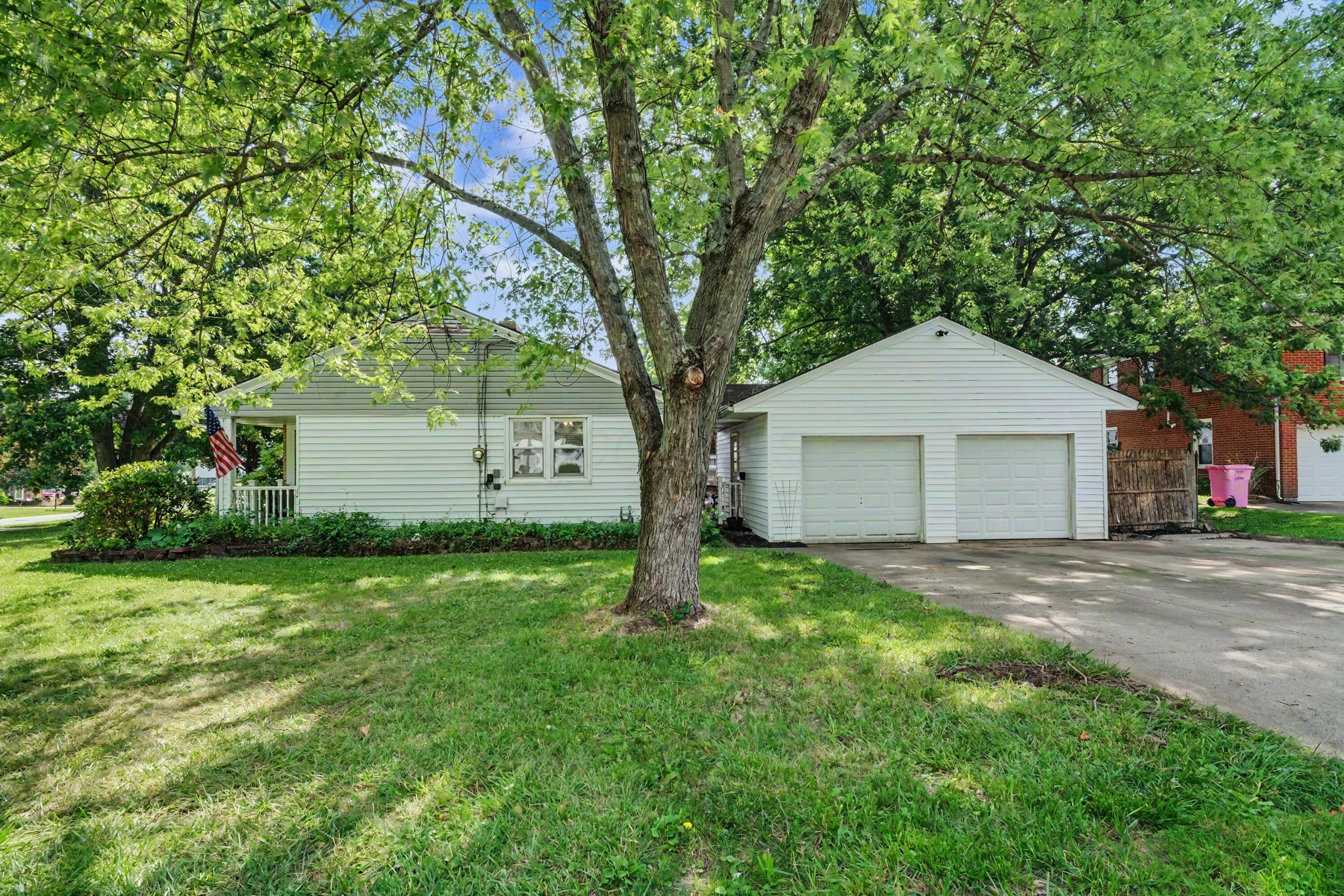 41 Randall Road Mansfield, OH 44907 - Photo 2 of 28 AEXF2721