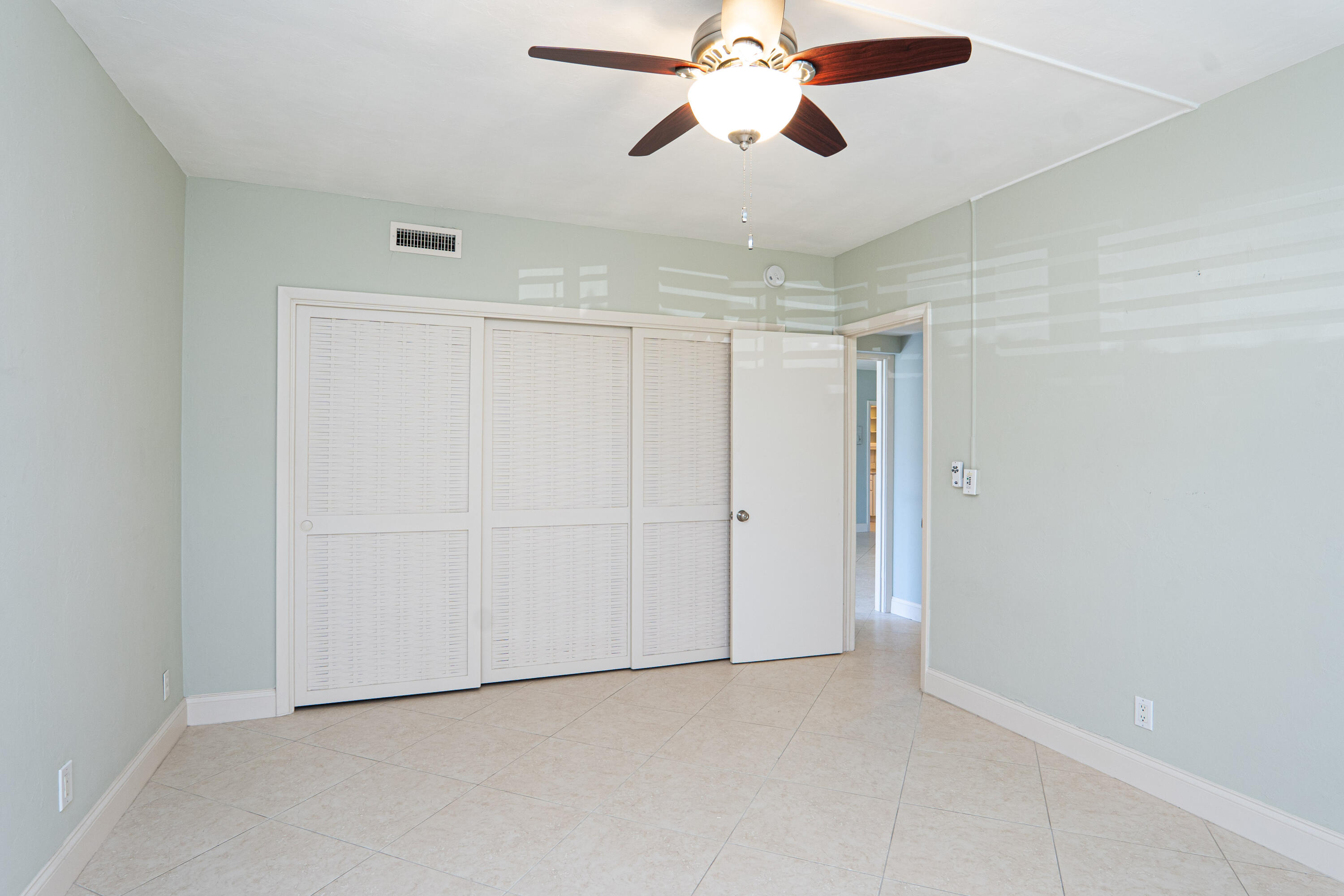 1505 South Ocean Boulevard, Unit 2 Boca Raton, FL 33432 - Photo 15 of 20 4JS00174