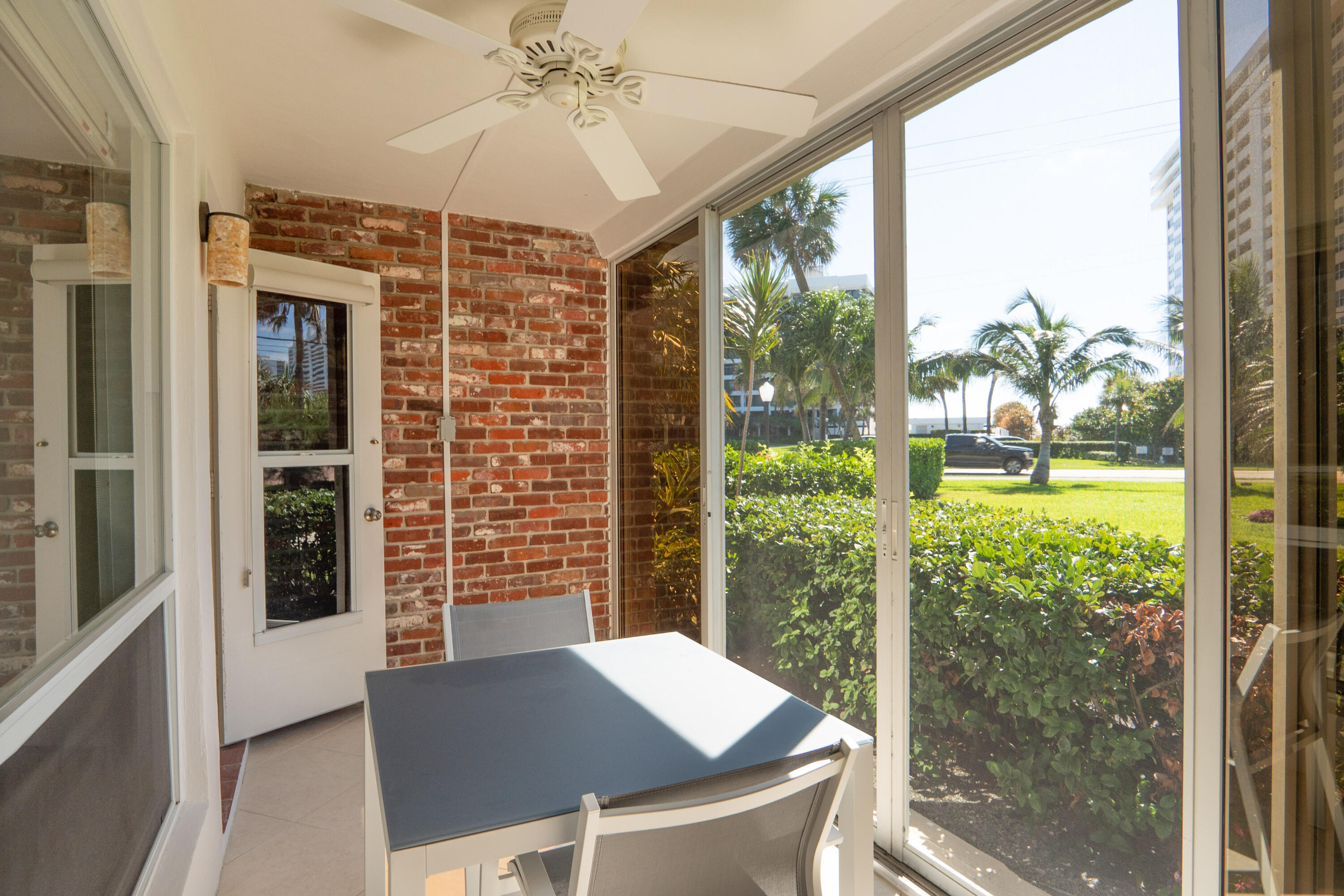 1505 South Ocean Boulevard, Unit 2 Boca Raton, FL 33432 - Photo 3 of 20 4JS00191