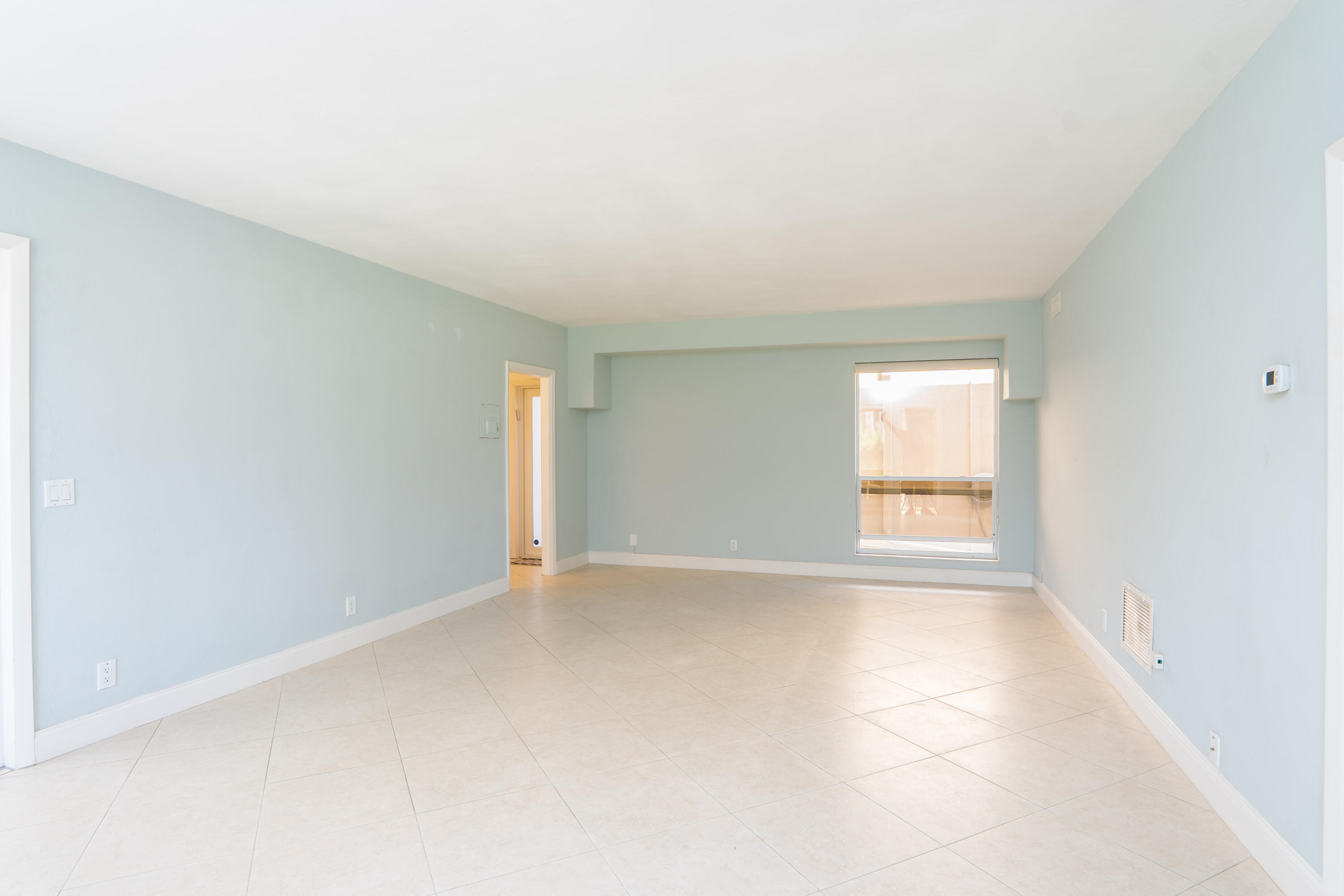 1505 South Ocean Boulevard, Unit 2 Boca Raton, FL 33432 - Photo 6 of 20 4JS00152