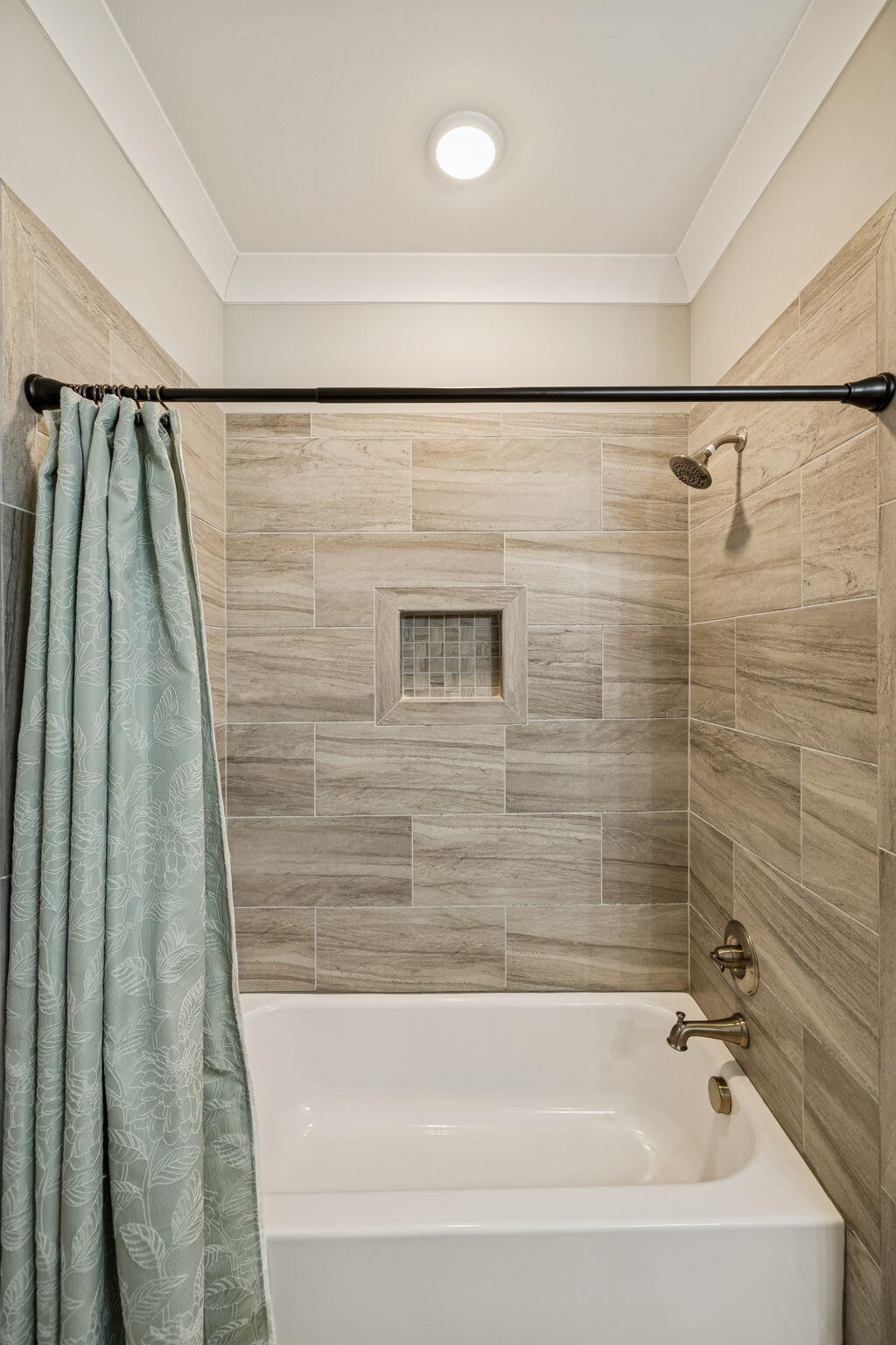 9463 Silver Stone Lane Ooltewah, TN 37363 - Photo 39 of 58 10-9463 Silver Stone Ln - 010