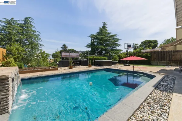 $668,000 | 3917 Warbler Drive, Antioch, CA 94509