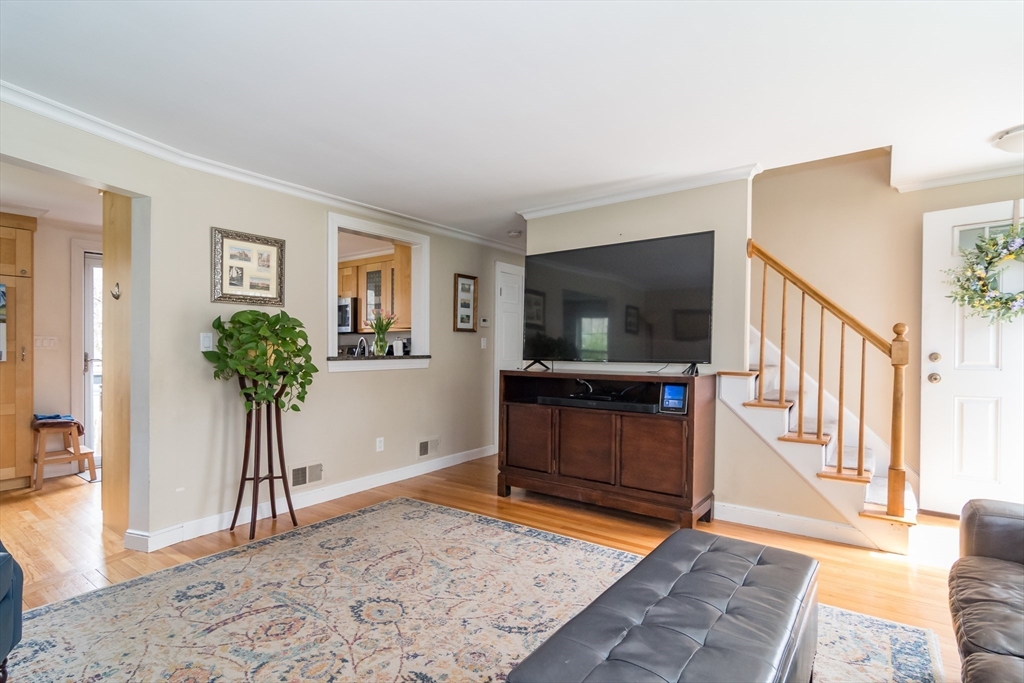 23 Jarr Brook Road Holliston, MA 01746 - Photo 11 of 24 Gallery Image 11