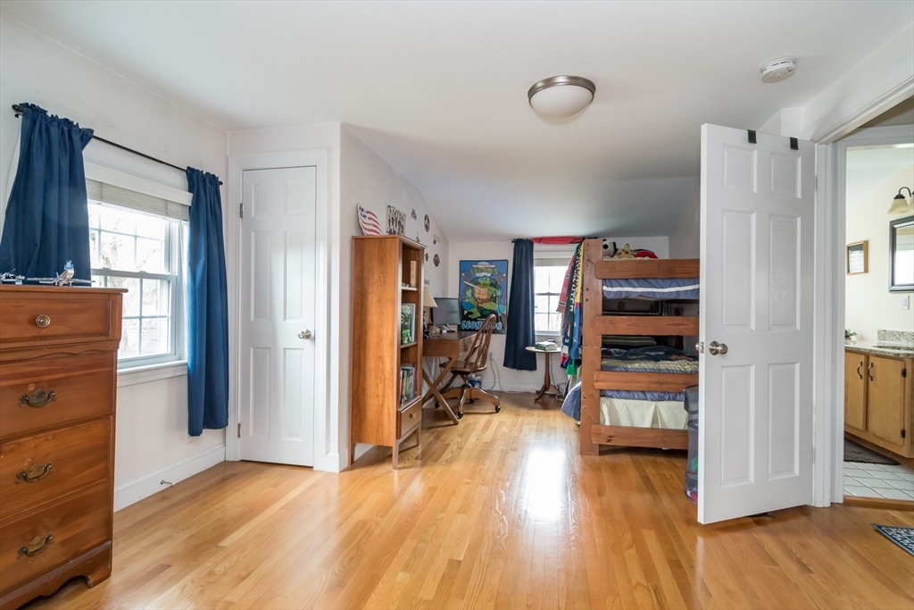 23 Jarr Brook Road Holliston, MA 01746 - Photo 14 of 24 Gallery Image 14