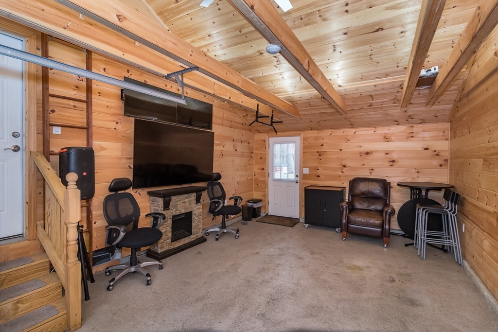 23 Jarr Brook Road Holliston, MA 01746 - Photo 18 of 24 Gallery Image 18