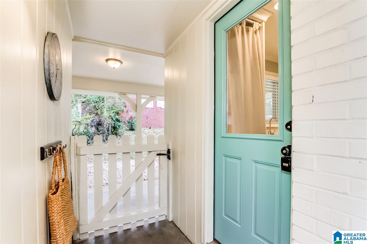 1631 Cresthill Road Birmingham, AL 35213 - Photo 27 of 34