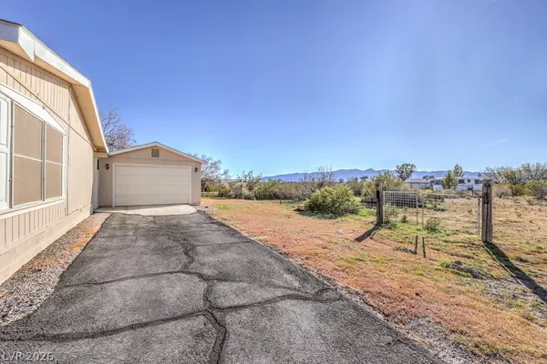 $449,900 | 5461 Navajo Boulevard, Pahrump, NV 89061