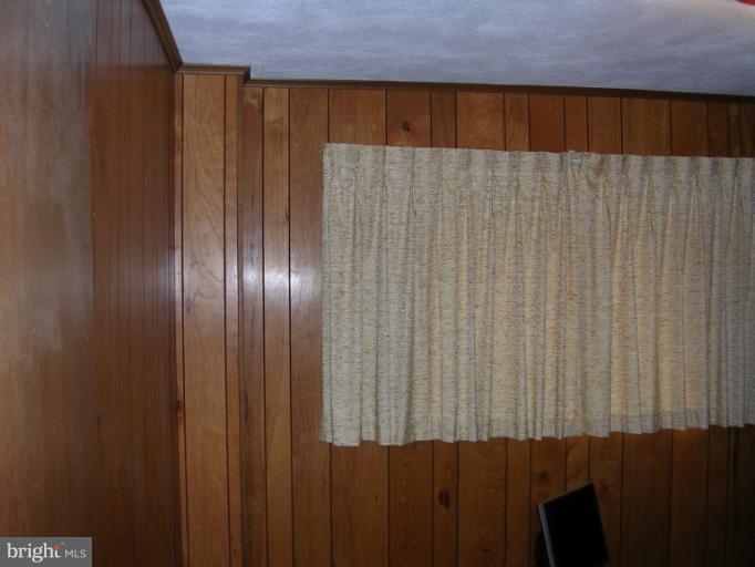 8703 Windsor Mill Road Windsor Mill, MD 21244 - Photo 23 of 30 3rd Bedroom
