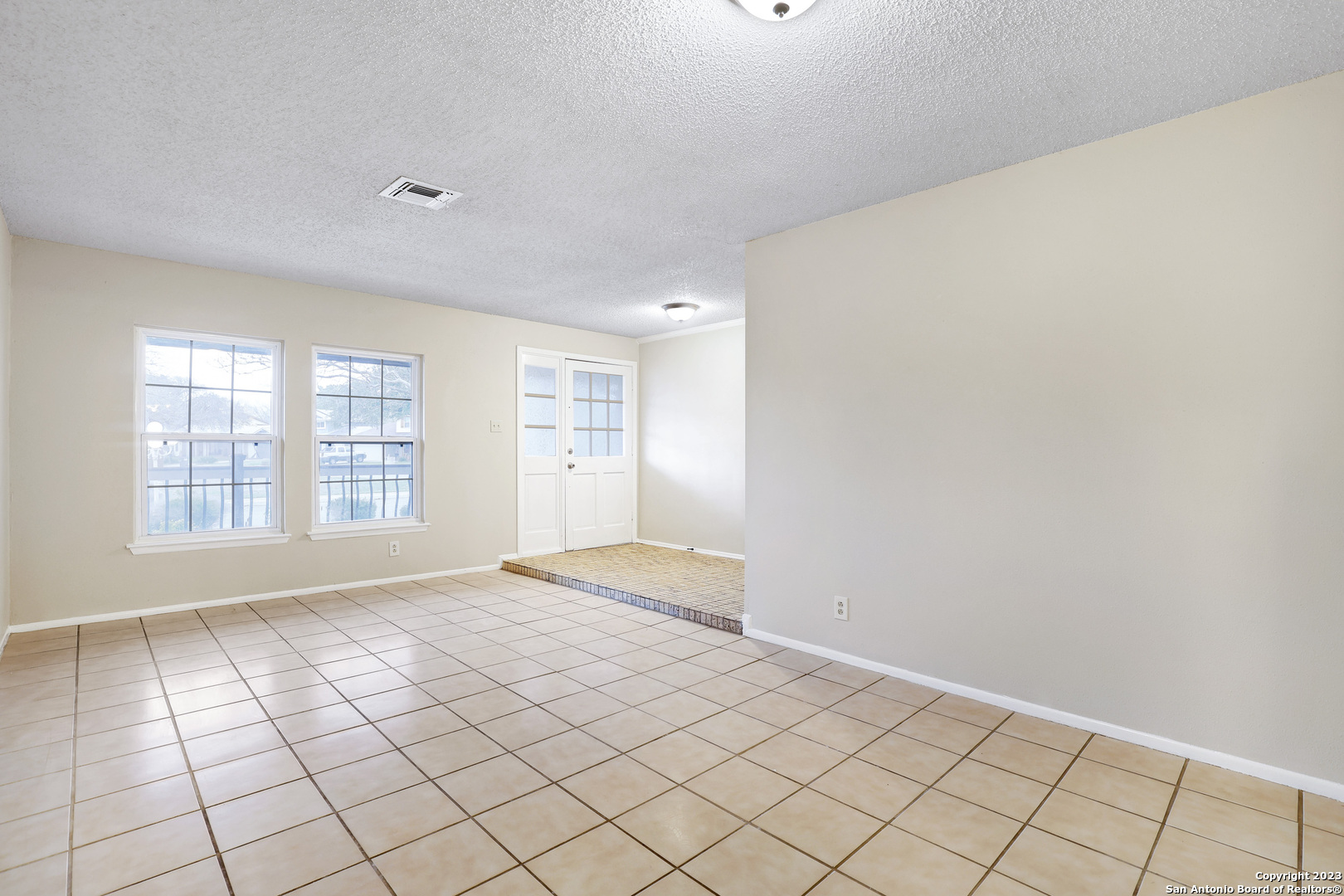 8138 Raritan Street San Antonio, TX 78254 - Photo 3 of 26