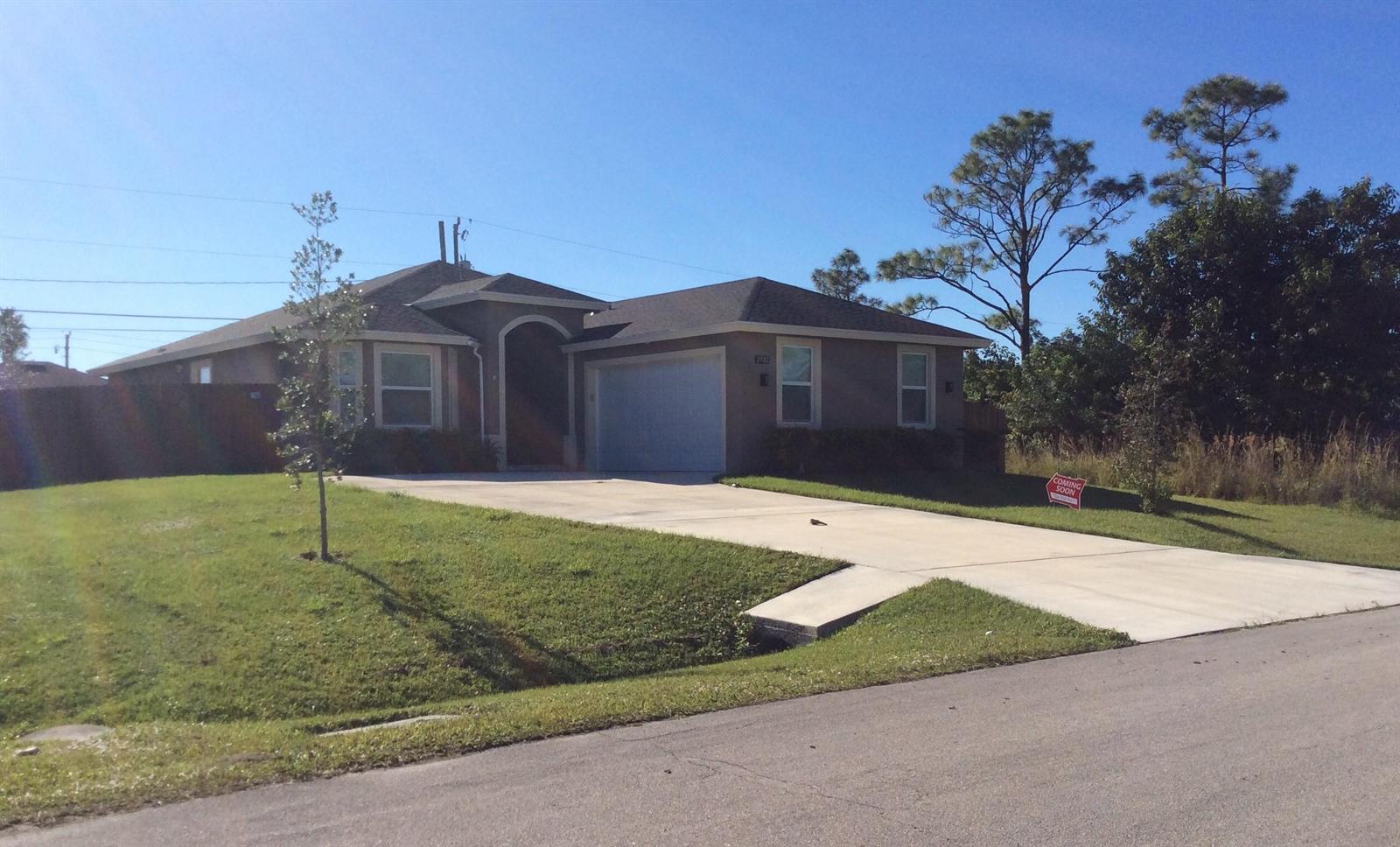 2582 Southwest Fair Isle Road Port St. Lucie, FL 34987 - Photo 2 of 34