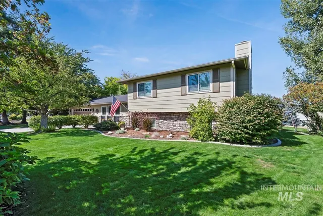 $689,900 | 11842 Tioga Street, Boise, ID 83709