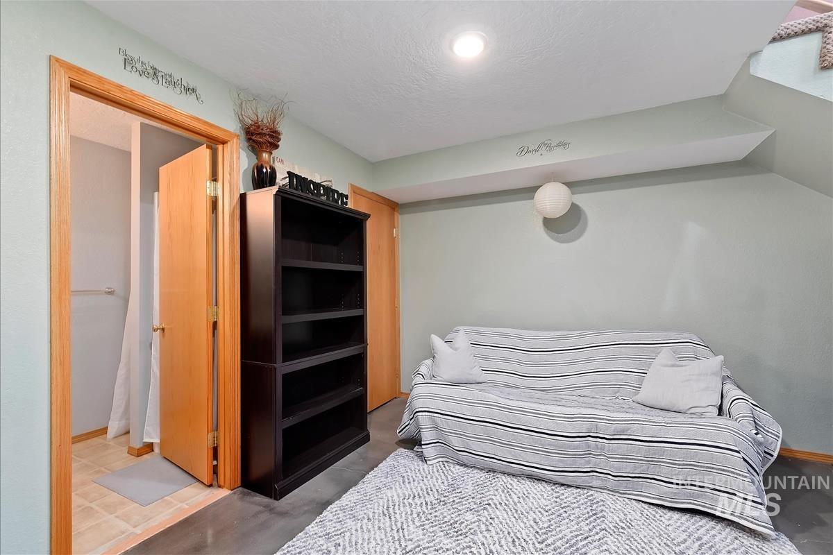 11842 Tioga Street Boise, ID 83709 - Photo 29 of 46