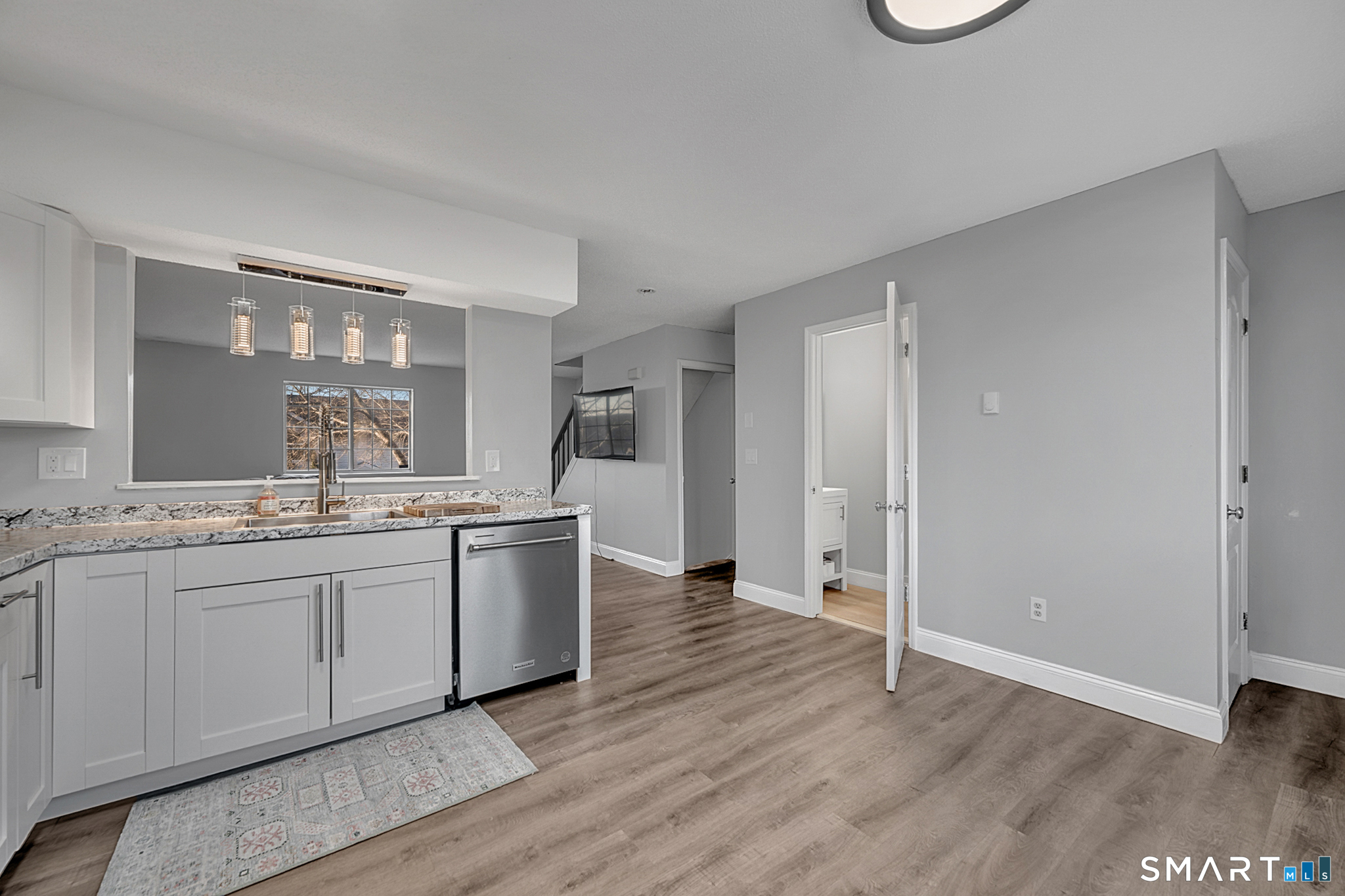 24 Blue Ridge Drive, Unit K12 Waterbury, CT 06704 - Photo 4 of 15