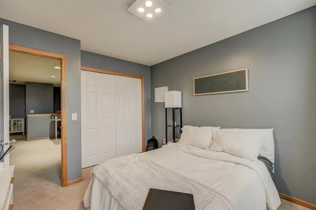 $290,000 | 4675 Victor Path, Unit 6, Hugo, MN 55038