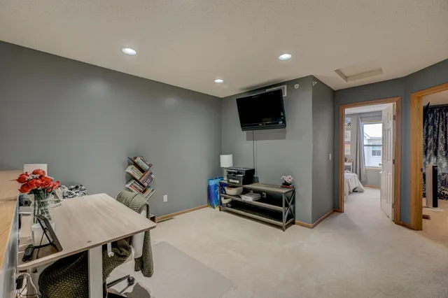 $290,000 | 4675 Victor Path, Unit 6, Hugo, MN 55038