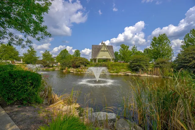 $290,000 | 4675 Victor Path, Unit 6, Hugo, MN 55038