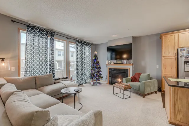 $290,000 | 4675 Victor Path, Unit 6, Hugo, MN 55038