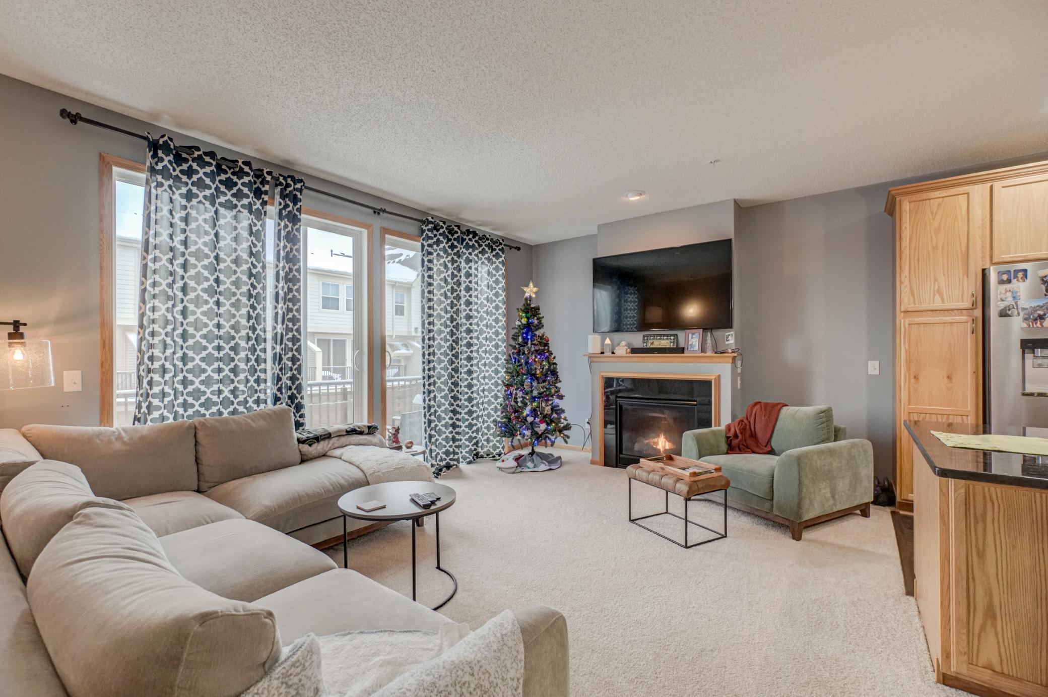 4675 Victor Path, Unit 6 Hugo, MN 55038 - Photo 4 of 40