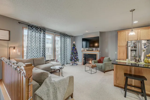 $290,000 | 4675 Victor Path, Unit 6, Hugo, MN 55038