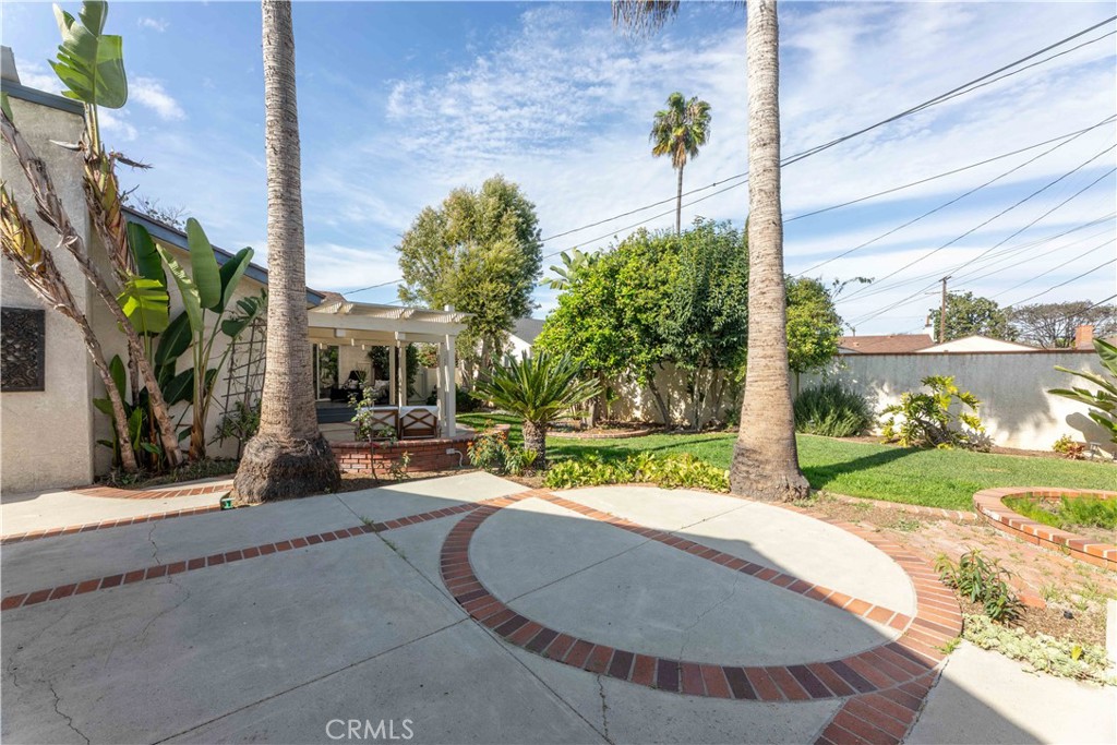 474 East 44th Circle Long Beach, CA 90807 - Photo 25 of 31