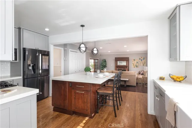 $1,100,000 | 474 East 44th Circle, Long Beach, CA 90807