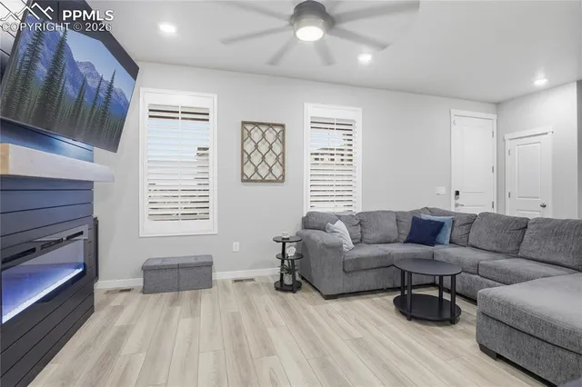 $514,900 | 5191 Roundhouse Drive, Colorado Springs, CO 80925