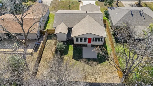 $475,000 | 3206 Barnsley Drive, Austin, TX 78745