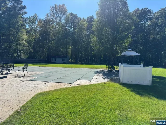 $799,000 | 30 Goldfinch Road, Jackson, NJ 08527