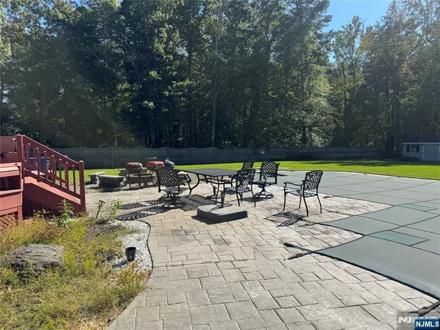 $799,000 | 30 Goldfinch Road, Jackson, NJ 08527