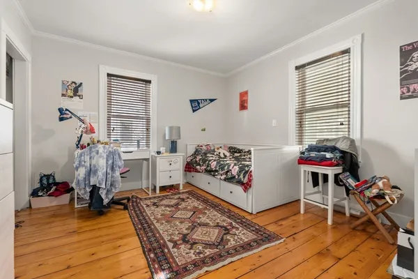 $5,000 | 8 Seven Pines Avenue, Unit 2, Cambridge, MA 02140