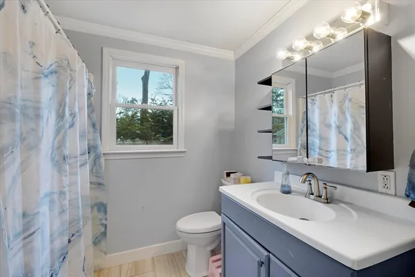 $519,000 | 145 Quinaquisset Avenue, Mashpee, MA 02649