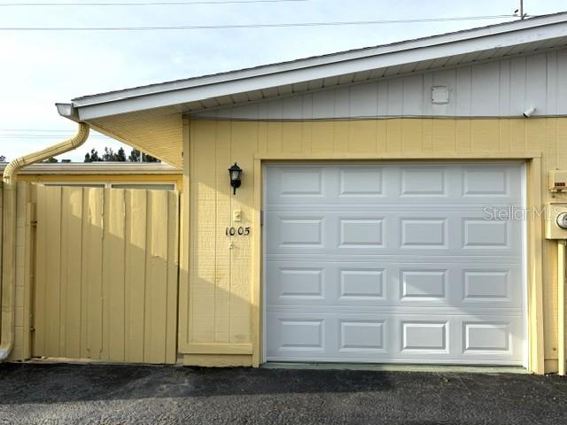 1005 Rickenbacker Drive Sun City Center, FL 33573 - Photo 46 of 57 a view of a door of the house