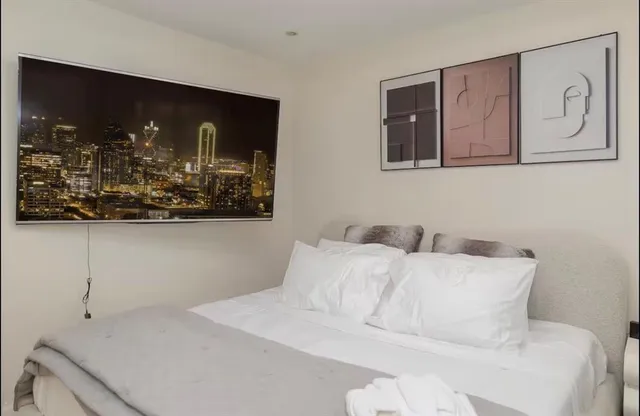 $3,485 | 9003 Villa Park Circle, Dallas, TX 75225