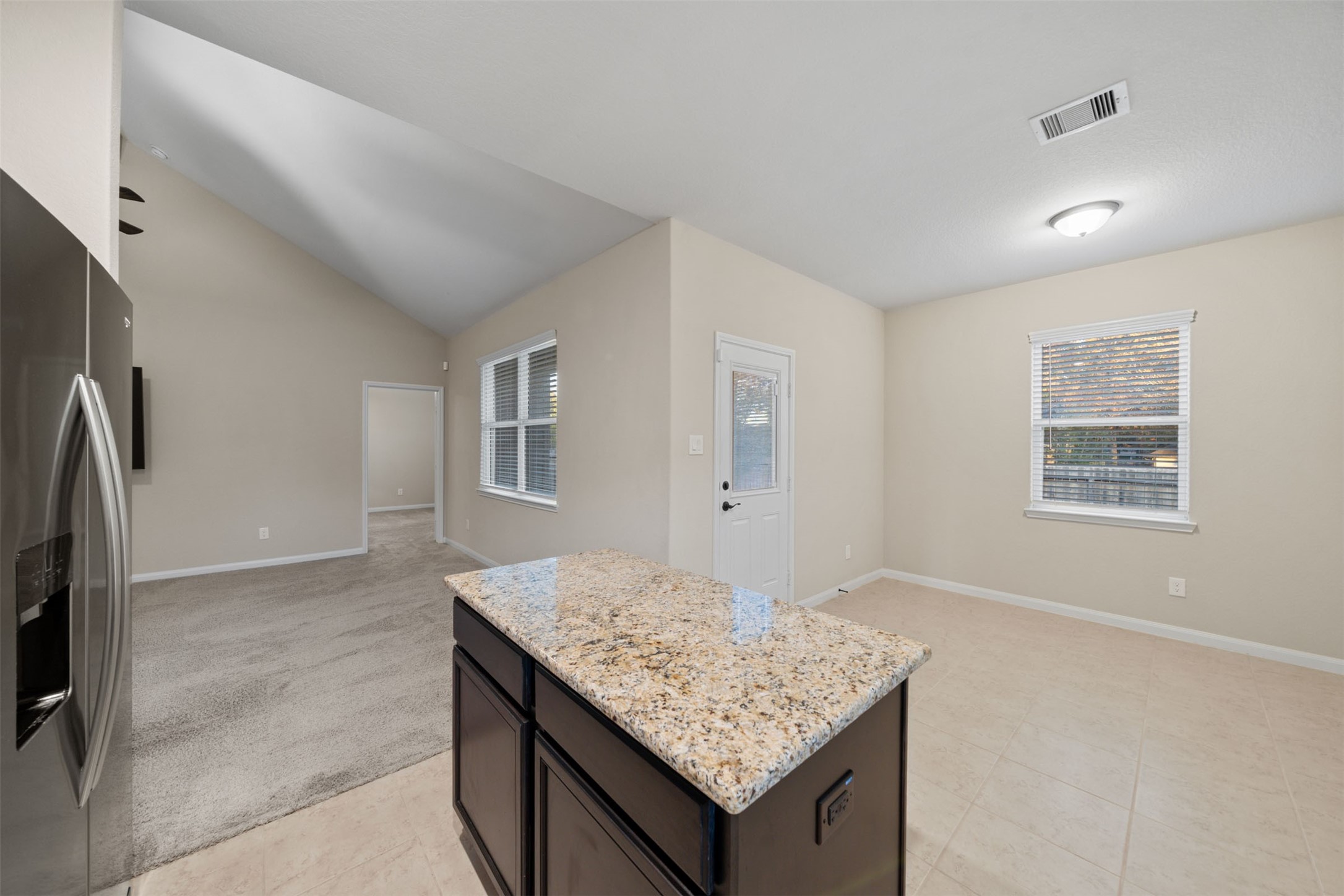 8985 Oval Glass Street Conroe, TX 77304 - Photo 12 of 37