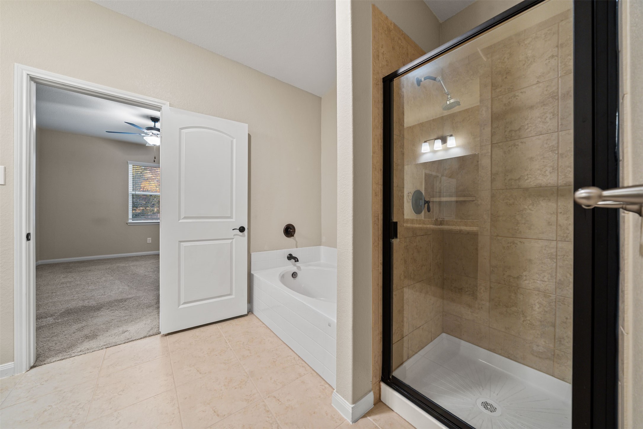 8985 Oval Glass Street Conroe, TX 77304 - Photo 19 of 37